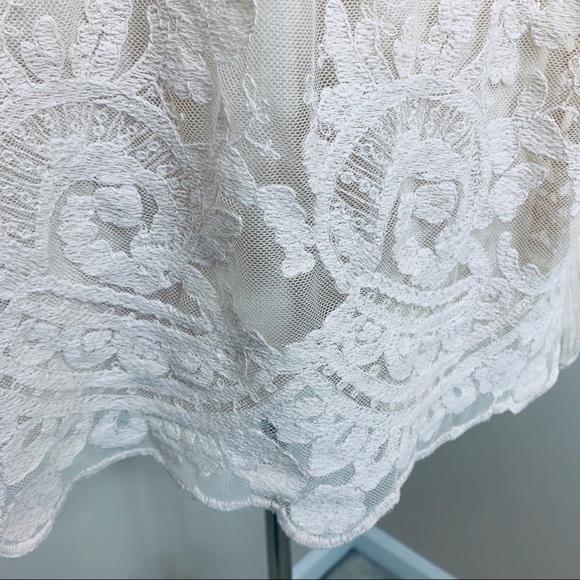 Altar'd State flowy embroidered top w lace S - Picture 4 of 8